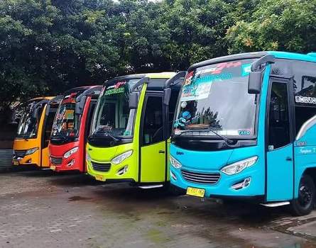 sewa bus besar jakarta